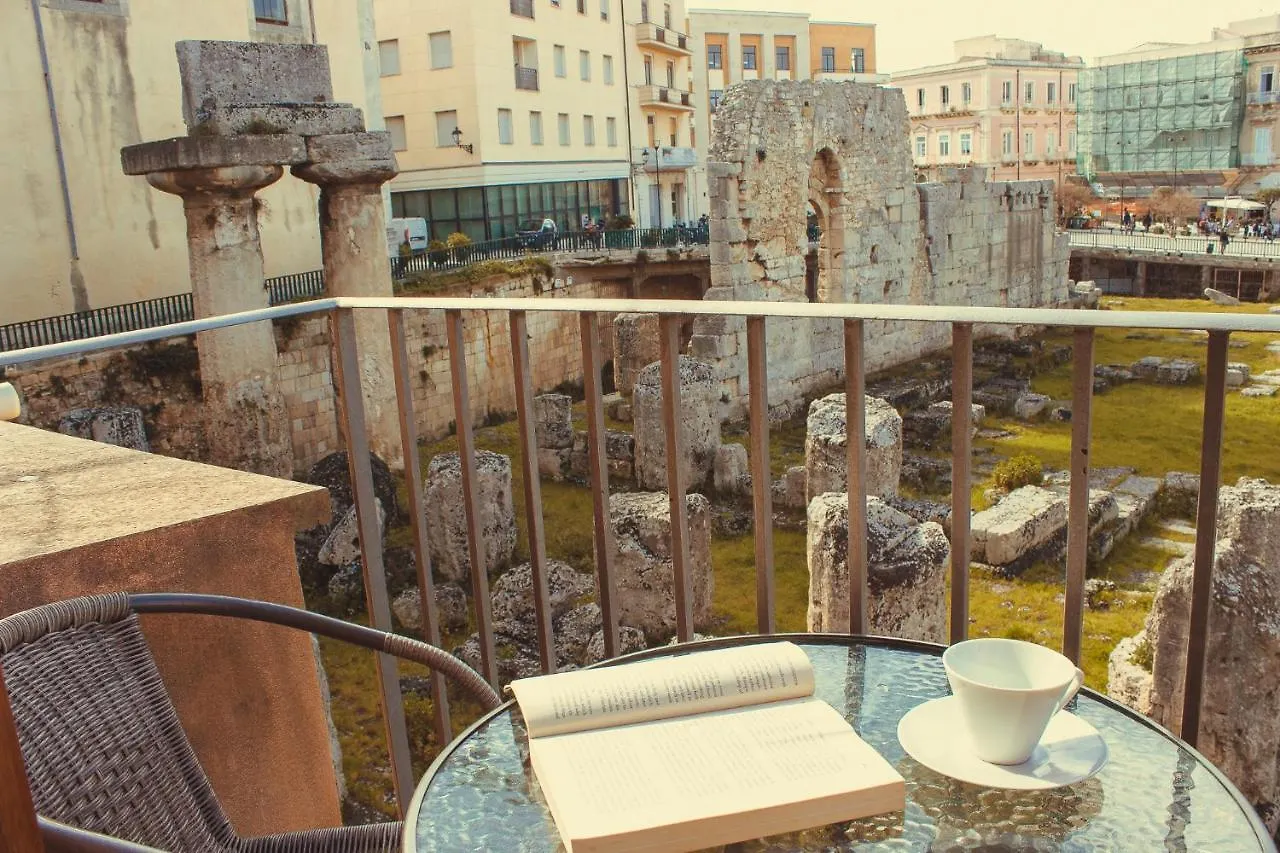 Apartment Apollonion Hh Above Apollo'S Temple Ortygia