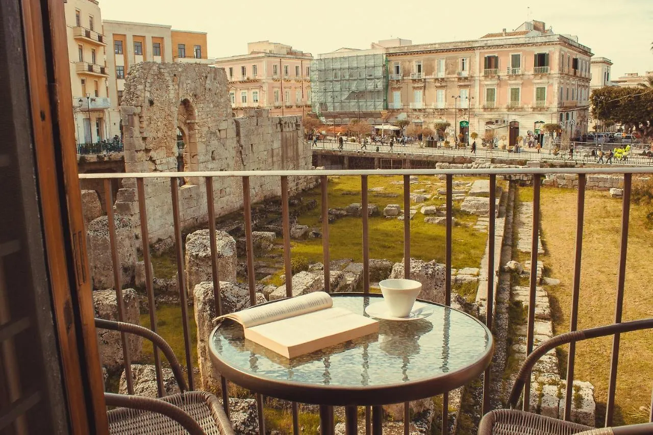 Apartment Apollonion Hh Above Apollo'S Temple Ortygia